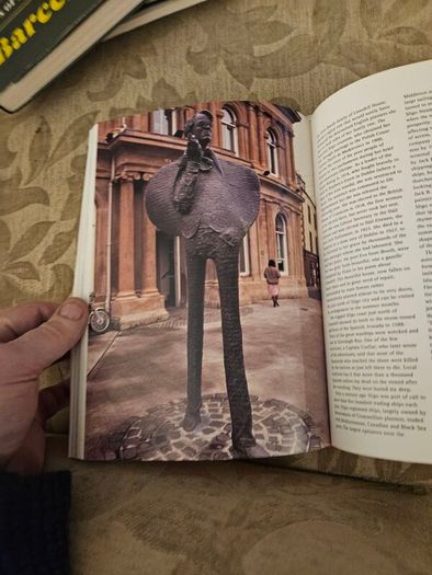 The Guinness Book Of Ireland Edited By Bernhard Loughlin  And Colm Toibin. First Edition Large Volume Hardback With Dustjacket In Good Condition.  See Photos For Same.