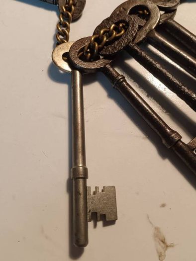18 Georgian and Victorian Keys