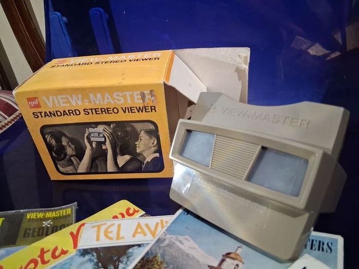 Vintage 3D ViewMaster and Slides