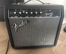 Guitar amp