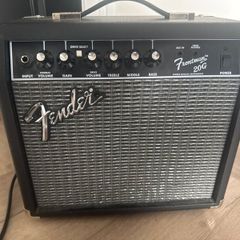 Guitar amp