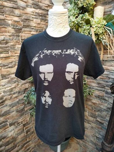 Vintage Style Metallica Where Ever We may Roam Tour T-shirt 1991 2017 reprint  The Tour was for the Black Album Front and Back Print's  Size Medium but is small fitting, fits more like a small
