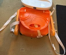 Collapsible baby chair