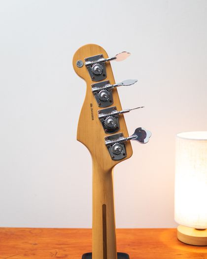 Fender Jazz Bass USA 2000's - 3-Tone Sunburst