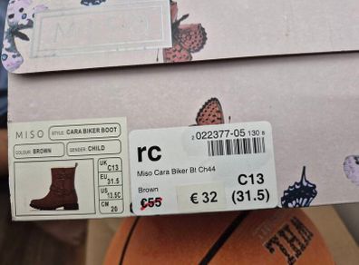 Girls shoes - hardly used, see label picture for details