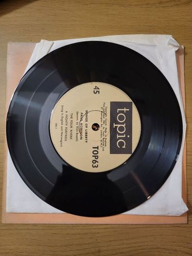 Paul Robeson Songs Of Liberty 7 inch EP Topic Records TOP 63