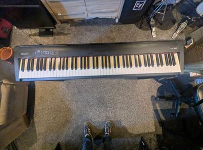 Roland FP30