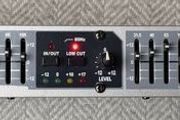 Peavey PV 215 EQ 15 Band Graphic Equalizer Grey.