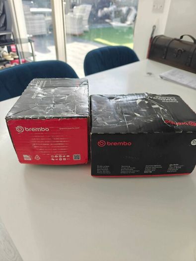 Brembo F61256 F61257 Front Calipers Citroen DS5 Peugeot - New Pair