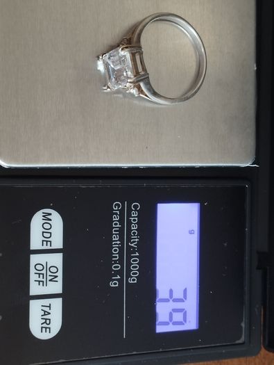 Beautiful 925 silver ring.