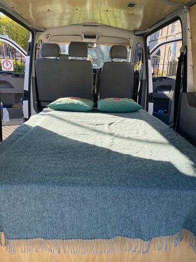 VW 2006 Caravelle