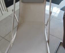Pair of cream deckchairs new