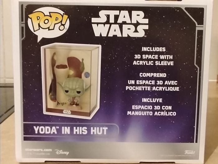 Funko Pop Culture! Star Wars Yoda in his Hut