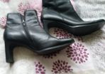 Womans shoes and boots for sale  , size 4 and a half would fit a size 5. .