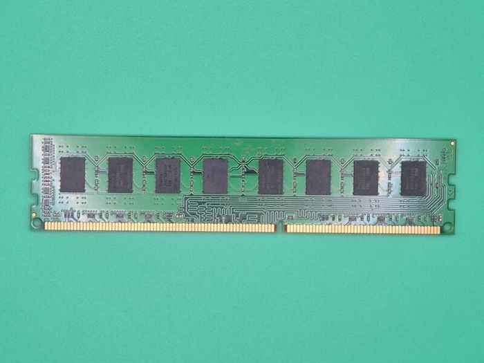 4GB DDR3 1600MHZ Sk Hynix Desktop Ram