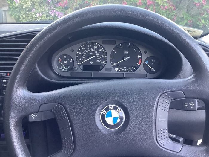 Bmw 3-series 1992- Final Price. No Offers