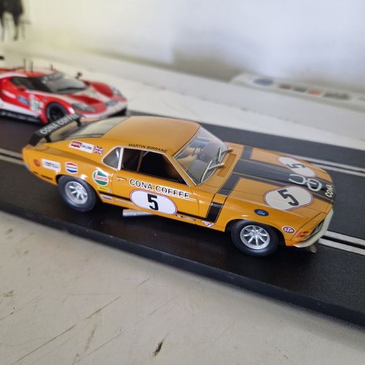 Scalextric Racing Ford Twin Pack - Special Offer... Slot Car