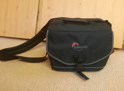 Lowepro Nova 4 Camera Bag