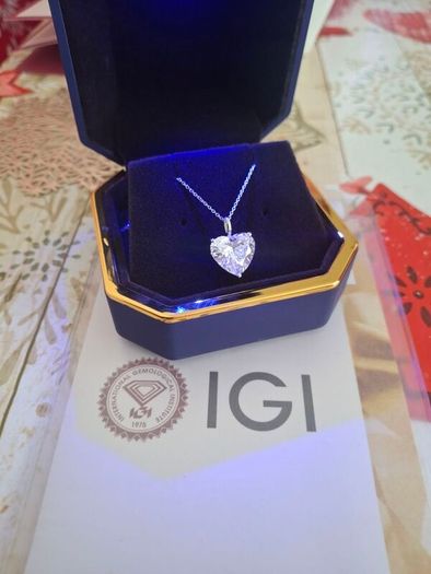 Diamond Heart Pendant