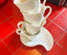 4 Tea cup set