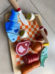 Wooden food set