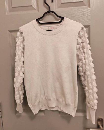 Lovely flower sweater