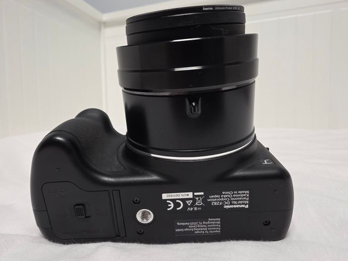 Panasonic Lumix DC-FZ82 4K Camera 60x Zoom Boxed