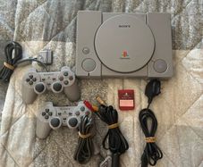 PS1 Console 2 Controllers