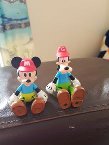 Mickey and Goofey figures