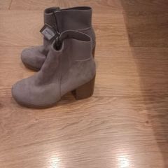Ladies Boots