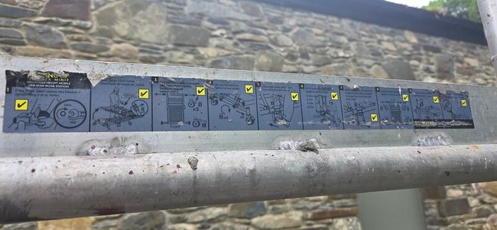 Tower scaffolding