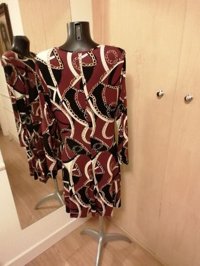 Women's Chain Paisley Print REDUCED Dress Size 16