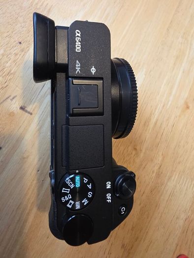 Sony a6400, Tamron 17-70mm f2.8, SmallRig cage, K&F UV filter & Beschoi Variable 2-400 ND filter