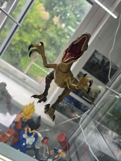 Jurassic Park Amber collection Velociraptor