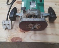 router hitachi