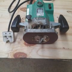 router hitachi