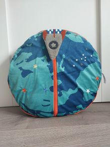 Space pj holder cushion