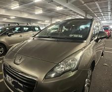 Peugeot 5008 2016