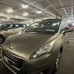 Peugeot 5008 2016
