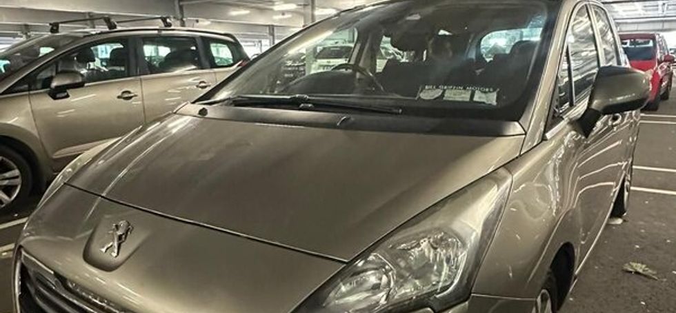 Peugeot 5008 2016