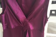 Ladies sleeveless top. Size Small.