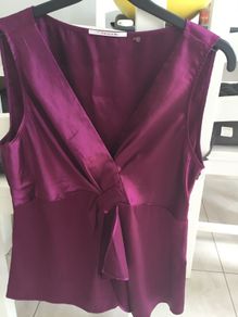 Ladies sleeveless top. Size Small.