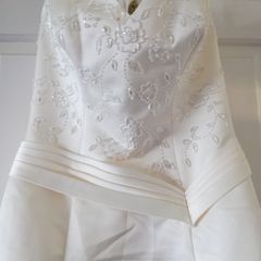 New Wedding Dress Never Worn Size 10 / 12