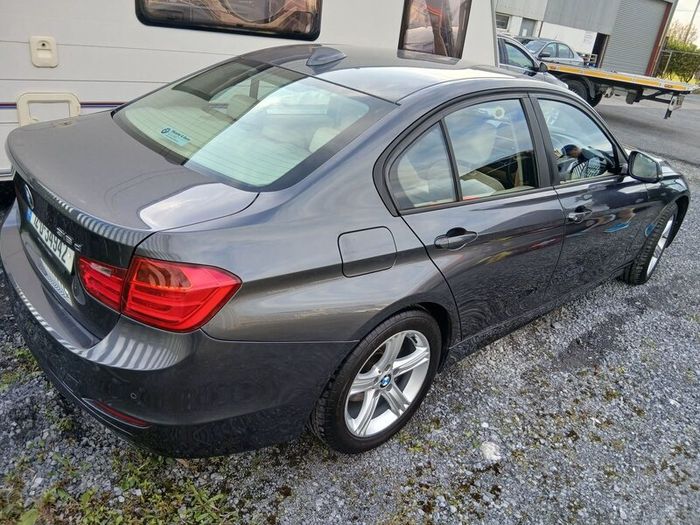 BMW 3-Series 2012