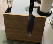 Magnetic Knife stand