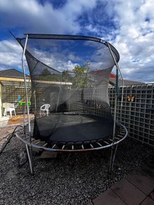 Trampoline for scrap