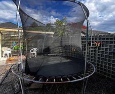 Trampoline for scrap