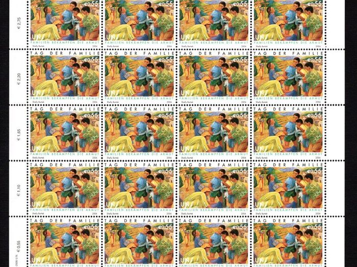 2006 United Nations Vienna International Day of Families Commemorative Stamps Mint Never Hinged (MNH)