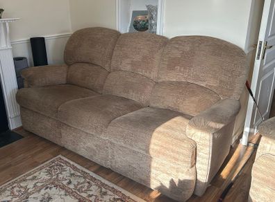 3 piece suite couch and two armchairs