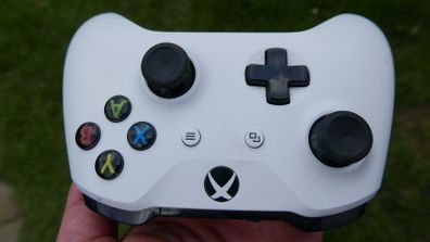 Xbox One Official  White Wireless Controller
